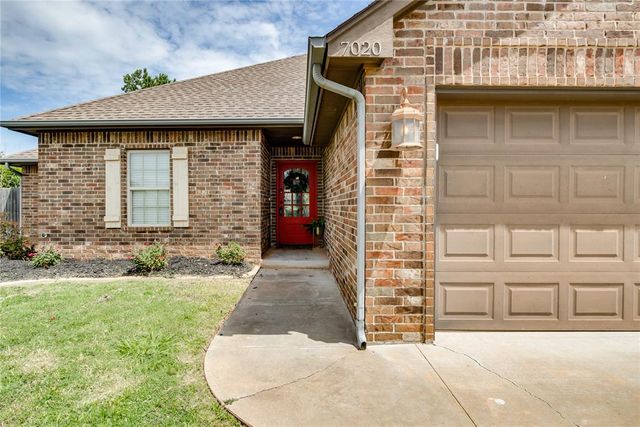 7020 E Cherokee Crossing, Warr Acres, OK 73132