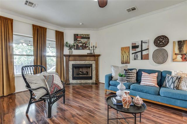 7020 E Cherokee Crossing, Warr Acres, OK 73132