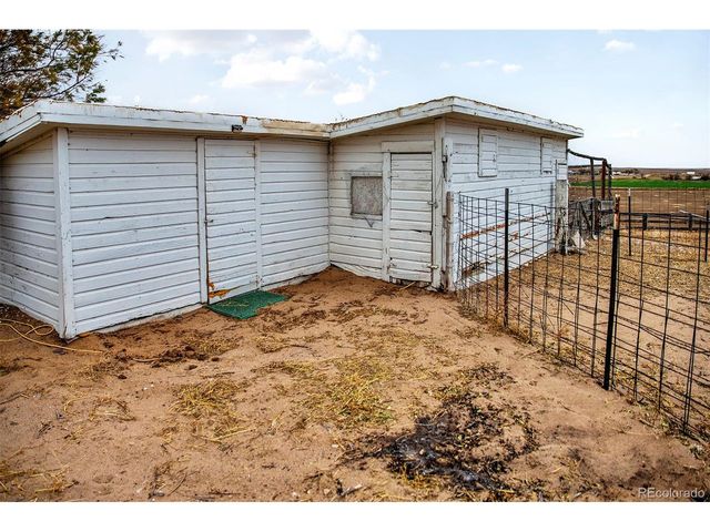 17754 County Road JJ, Fort Morgan, CO 80701