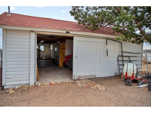 17754 County Road JJ, Fort Morgan, CO 80701