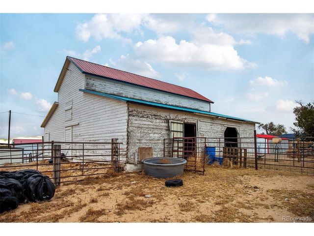 17754 County Road JJ, Fort Morgan, CO 80701