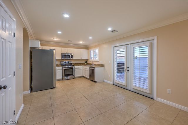 10005 McCauley Ranch Avenue, Las Vegas, NV 89148