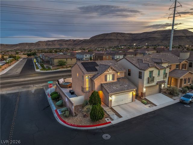 10005 McCauley Ranch Avenue, Las Vegas, NV 89148