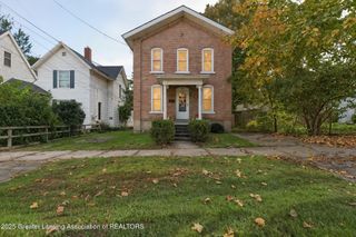810 N Walnut Street, Lansing, MI 48906