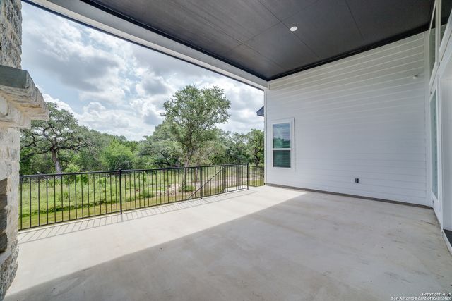 171 Raven, Castroville, TX 78009