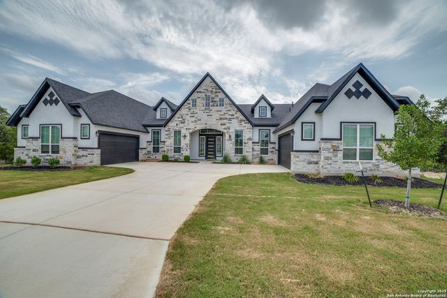 171 Raven, Castroville, TX 78009