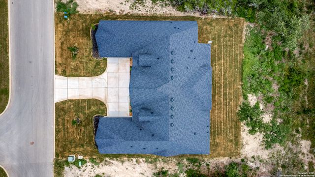171 Raven, Castroville, TX 78009