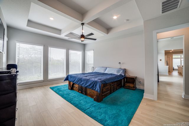 171 Raven, Castroville, TX 78009