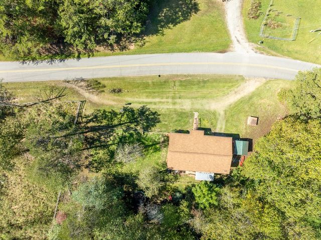 1813 John Smith Road E, Blairsville, GA 30512