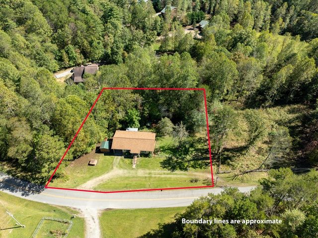 1813 John Smith Road E, Blairsville, GA 30512