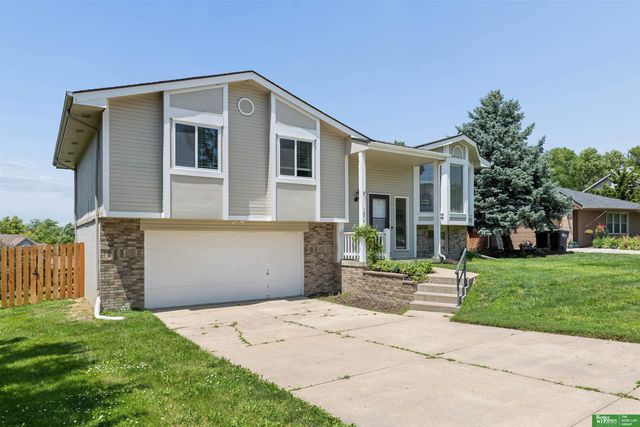 1874 N 153rd Plaza, Omaha, NE 68154