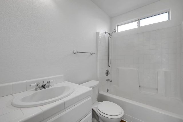2068 Beatty Way, Roseville, CA 95747