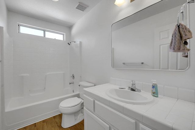 2068 Beatty Way, Roseville, CA 95747