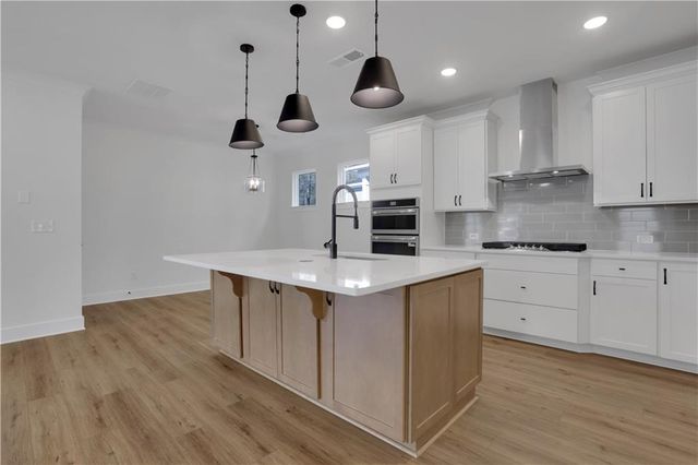 131 Marble Tree Way, Ball Ground, GA 30107