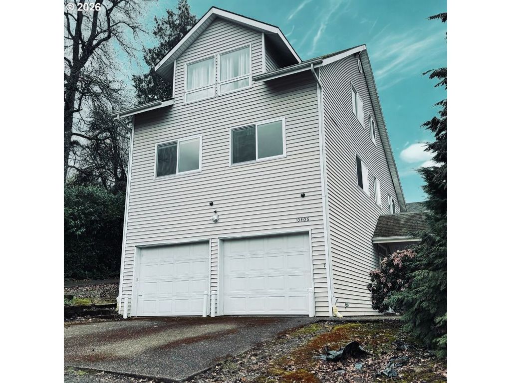 10406 Ne FARGO St, Portland, OR 97220