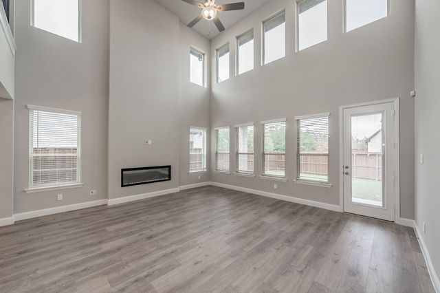 12994 Averi Lane, Farmers Branch, TX 75324