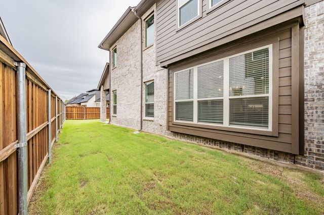 12994 Averi Lane, Farmers Branch, TX 75324