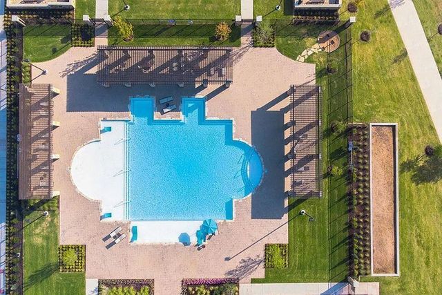 12994 Averi Lane, Farmers Branch, TX 75324