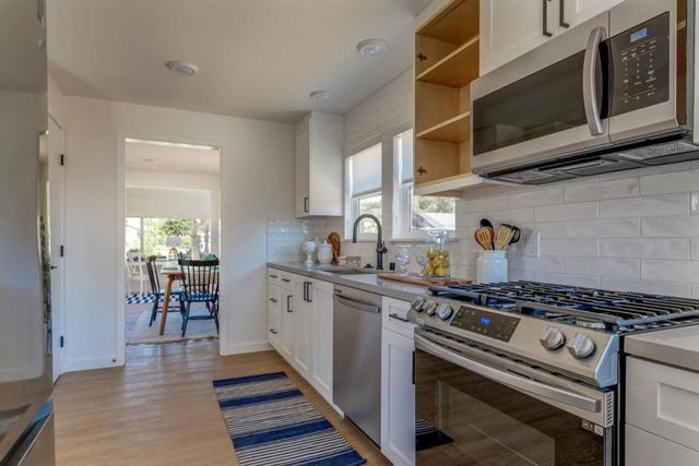 2526 Mattison Lane, Santa Cruz, CA 95062