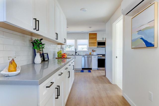 2526 Mattison Lane, Santa Cruz, CA 95062