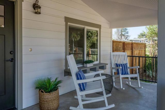 2526 Mattison Lane, Santa Cruz, CA 95062