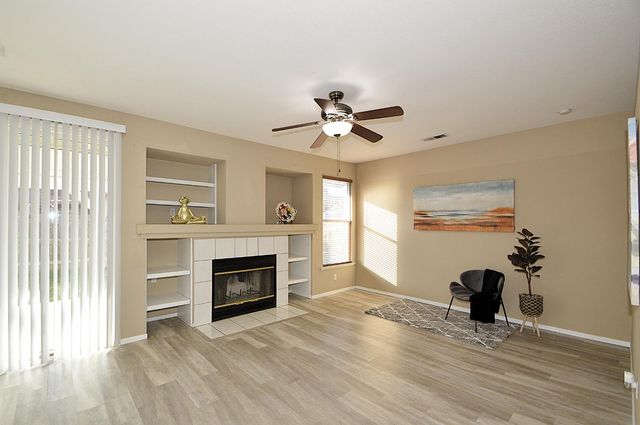 1133 Cousins Court, Lemoore, CA 93245