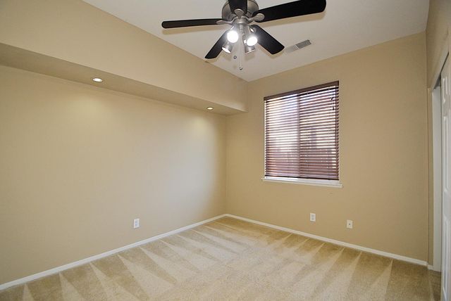 1133 Cousins Court, Lemoore, CA 93245