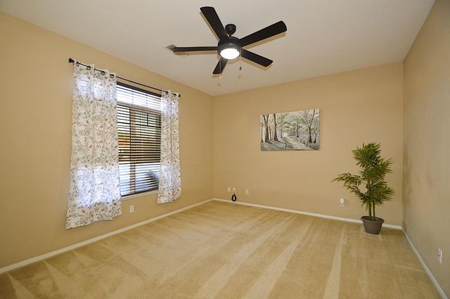 1133 Cousins Court, Lemoore, CA 93245