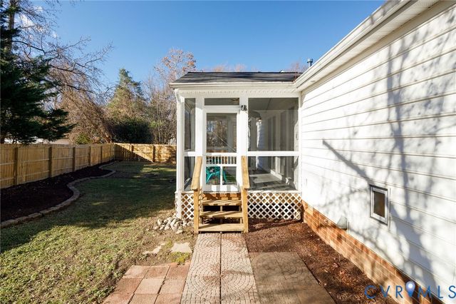 10624 Runnymeade Dr, Henrico, VA 23059