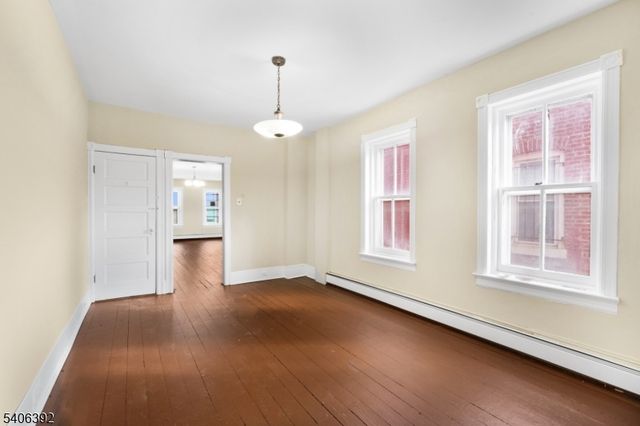 21 Short St, Trenton City, NJ 08618