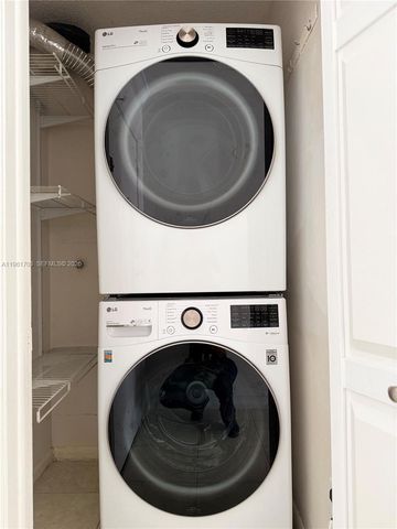 9725 Fontainebleau Blvd A103, Miami, FL 33172