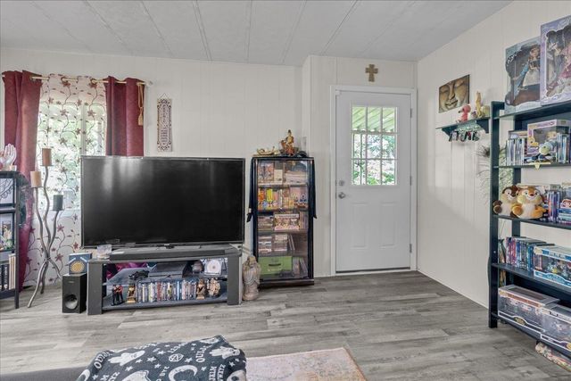 17617 Pond Derosa 29, Salinas, CA 93907
