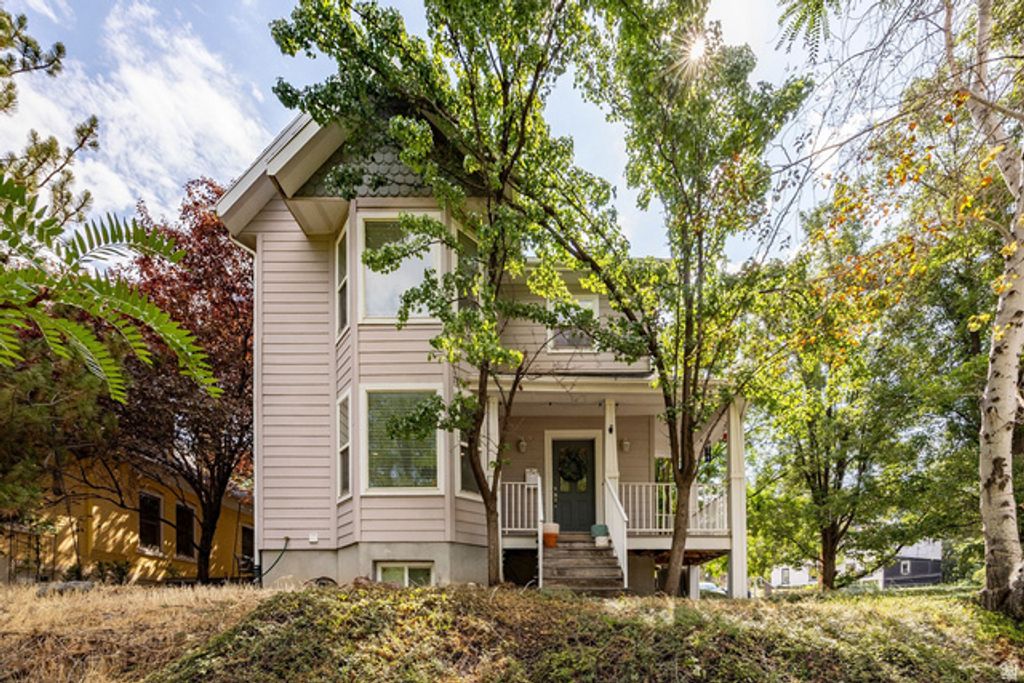 550 N 200 W, Salt Lake City, UT 84103
