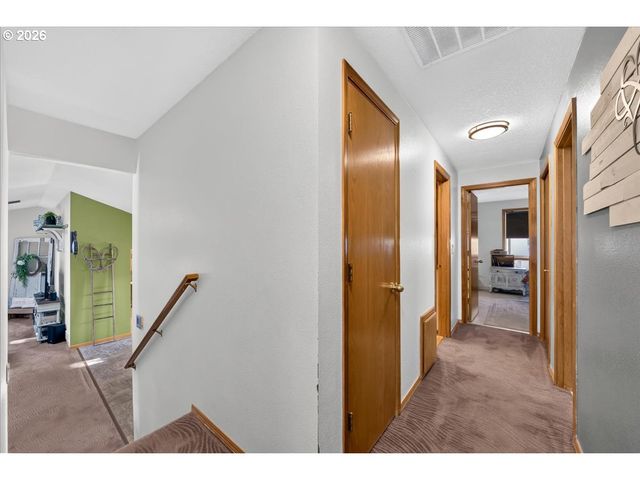 417 BLUE JAY Ave, Forest Grove, OR 97116
