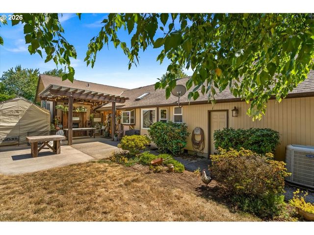 417 BLUE JAY Ave, Forest Grove, OR 97116