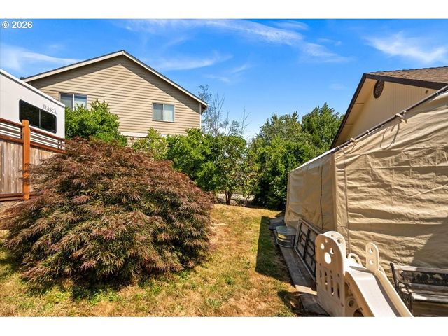 417 BLUE JAY Ave, Forest Grove, OR 97116