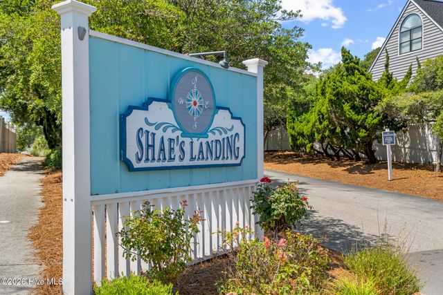 104 Sunset Court, Surf City, NC 28445