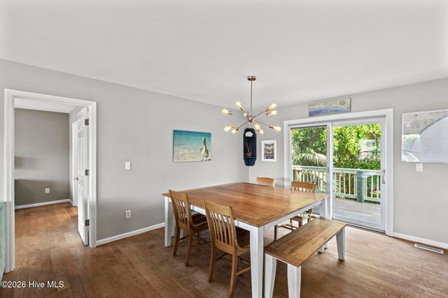 104 Sunset Court, Surf City, NC 28445