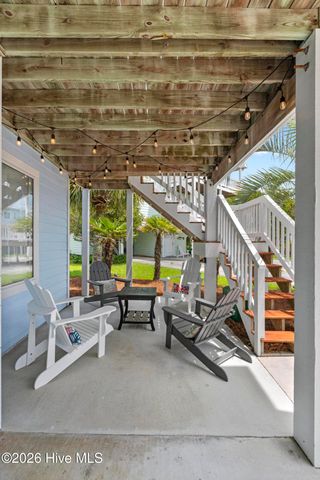 104 Sunset Court, Surf City, NC 28445