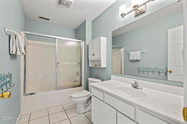 104 Sunset Court, Surf City, NC 28445