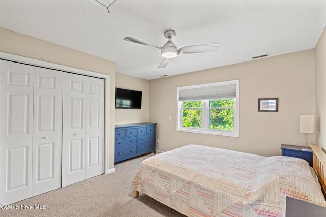 104 Sunset Court, Surf City, NC 28445