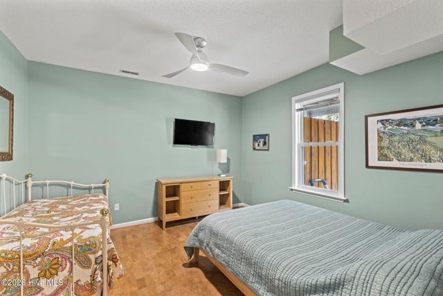 104 Sunset Court, Surf City, NC 28445