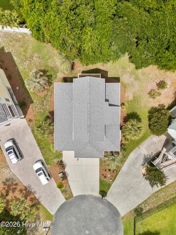104 Sunset Court, Surf City, NC 28445