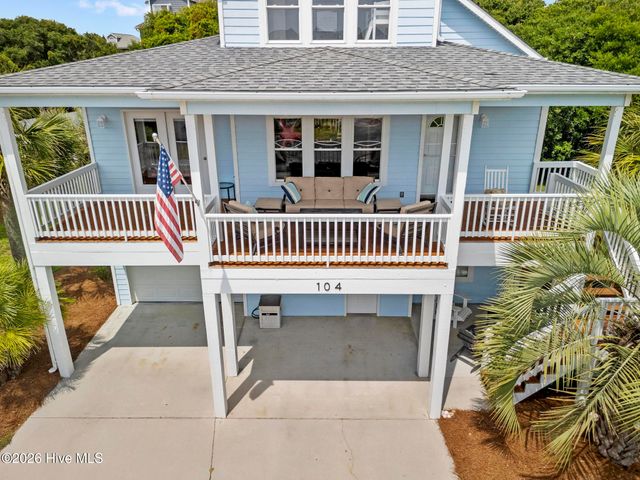 104 Sunset Court, Surf City, NC 28445