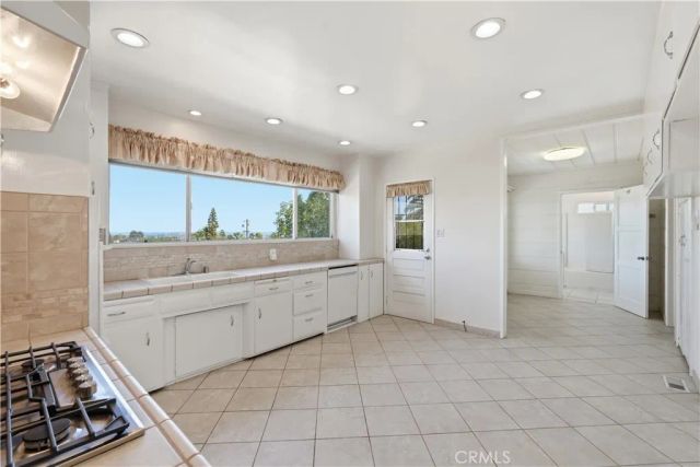 661 W 26th, San Pedro, CA 90731