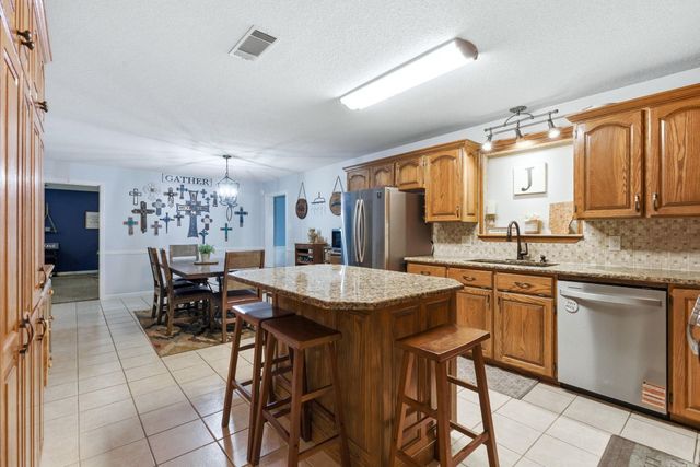 11901 Samples Road, Alexander, AR 72002