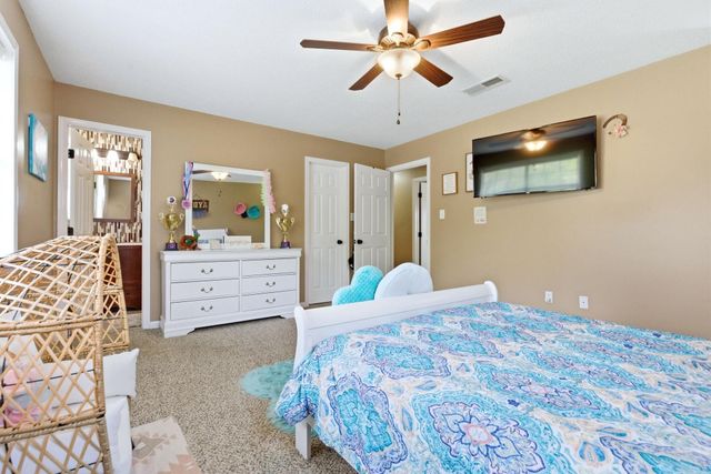 11901 Samples Road, Alexander, AR 72002