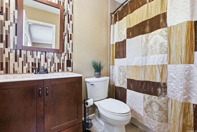 11901 Samples Road, Alexander, AR 72002