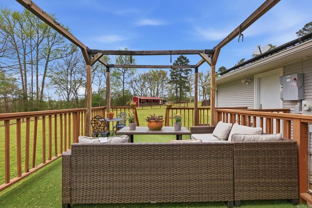 11901 Samples Road, Alexander, AR 72002