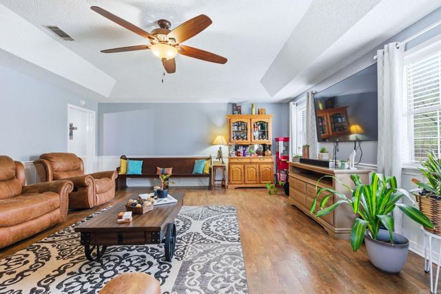 11901 Samples Road, Alexander, AR 72002